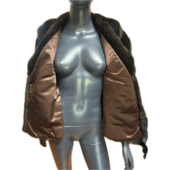 Vintage Elite Tissavel Cape/Cloak (France Faux Fur) Over the shoulder One Size - Picture 2 of 7